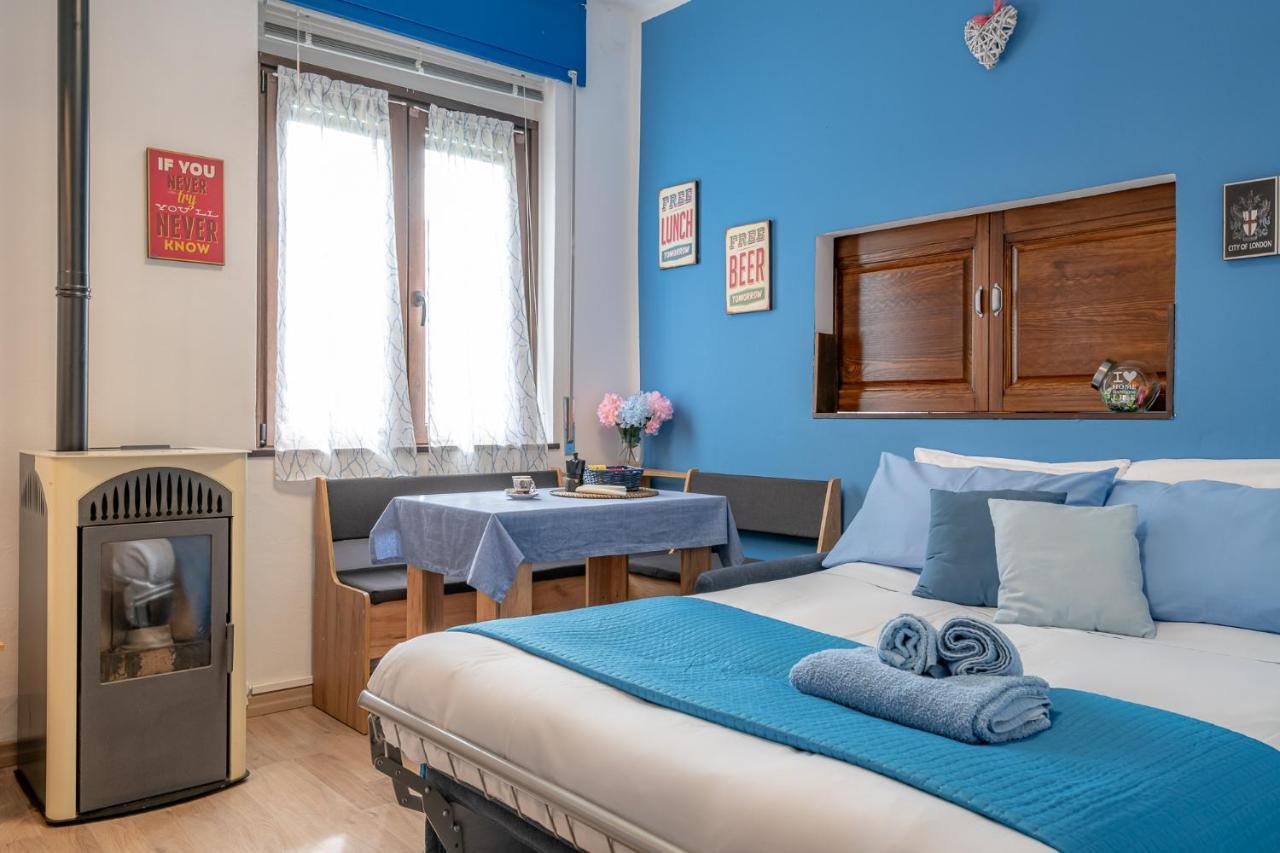Апартаменты Bilocale Blue Relax Эрба Экстерьер фото